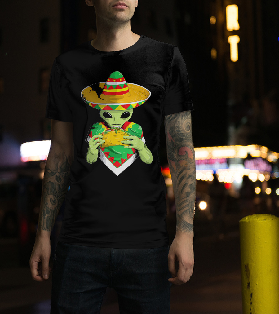 Cinco De Mayo Sombrero Alien Eating Taco T-Shirt