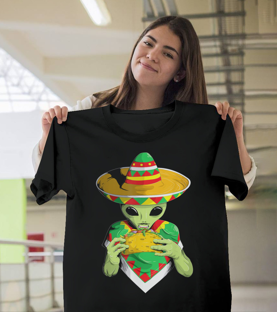 Cinco De Mayo Sombrero Alien Eating Taco T-Shirt