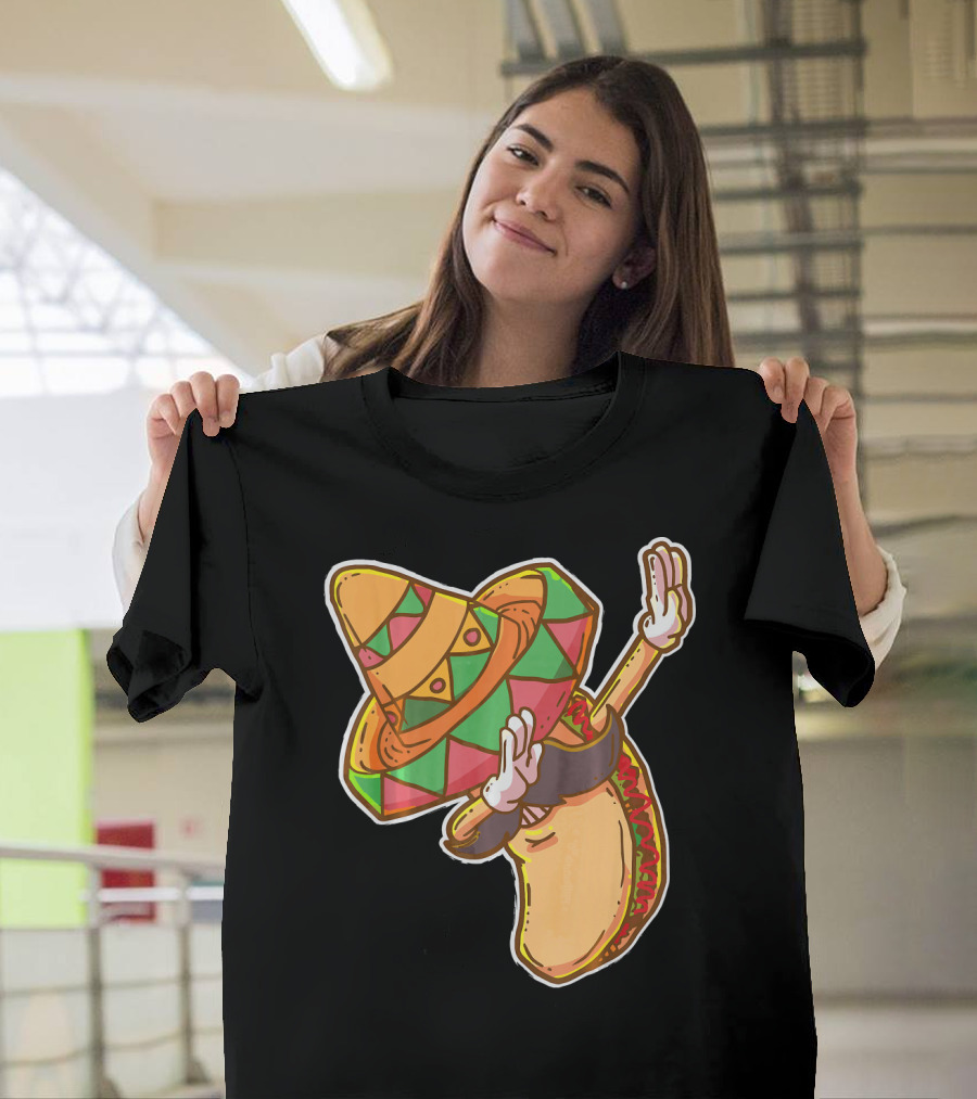 Cinco De Mayo Dabbing Taco With Sombrero T-Shirt