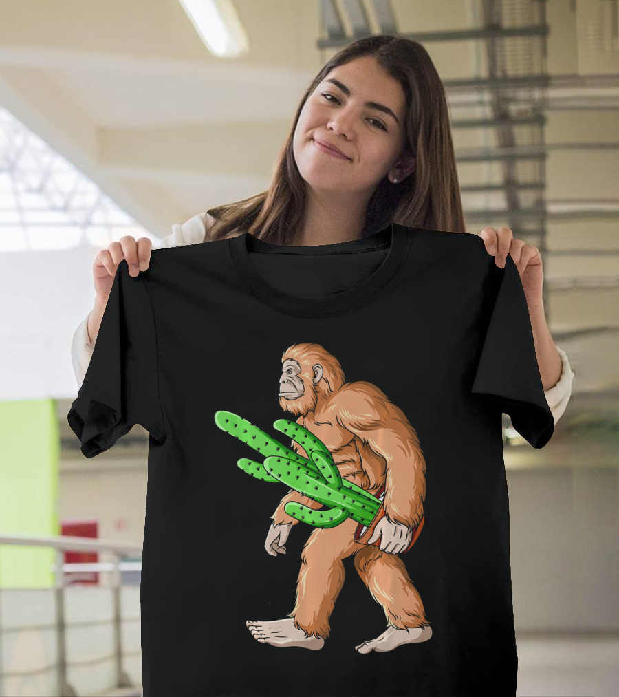 Bigfoot Carrying Cactus Sasquatch Mexico T-Shirt