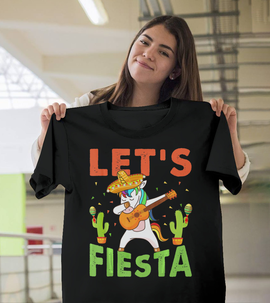 Let's Fiesta Unicorn Guitar Sombrero Cactus Cinco DE Mayo T-Shirt