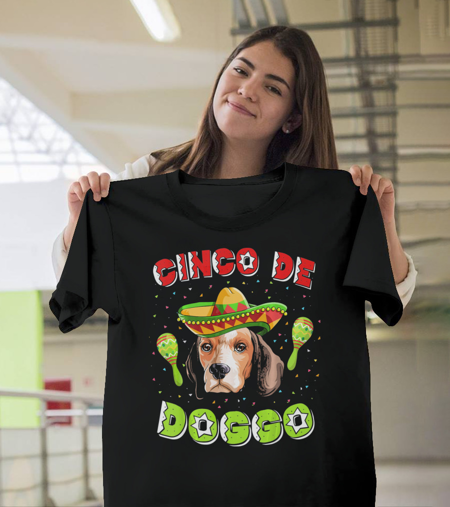 Cinco de Doggo Beagle Fiesta Sombrero Maracas T-Shirt