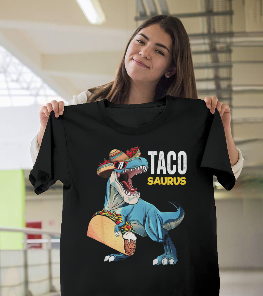 Taco Tuesday Cinco De Tacosaurus Dinosaur Sombrero T-Shirt