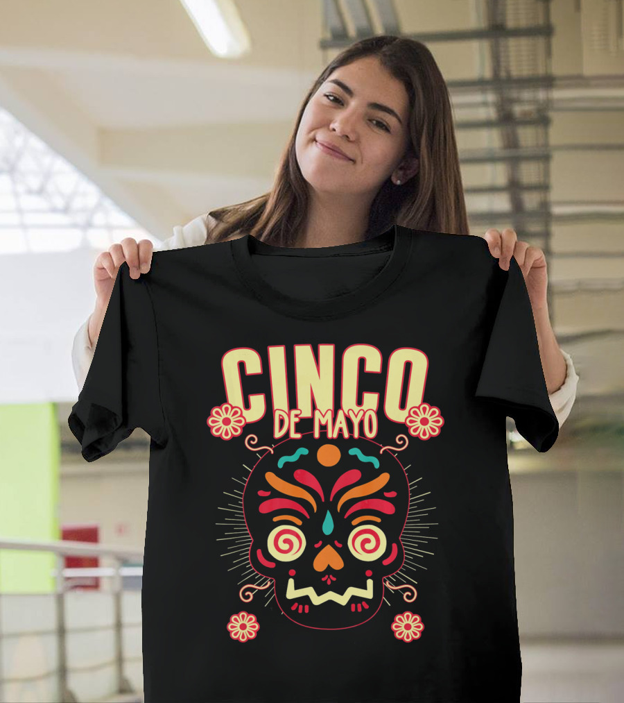 Cinco De Mayo Skull Design For Senor Senora And Sen T-Shirt