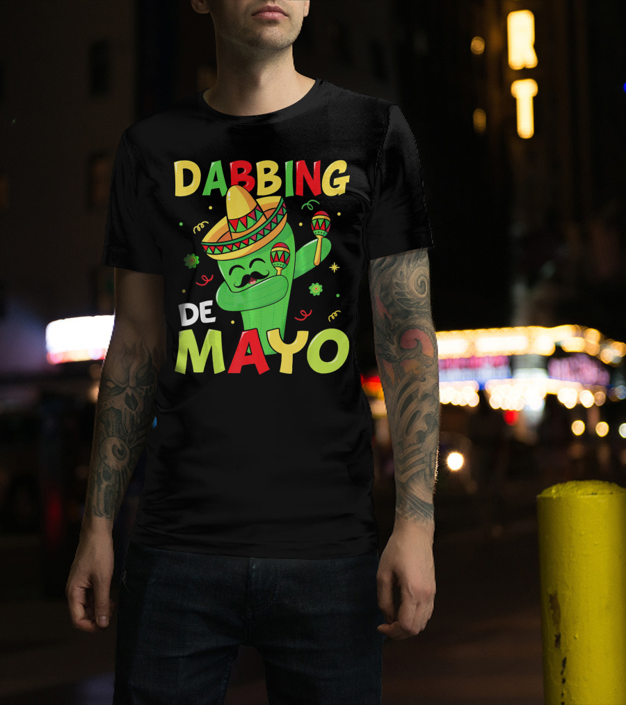 Dabbing Cactus Cinco De Mayo Sombrero Maracas T-Shirt