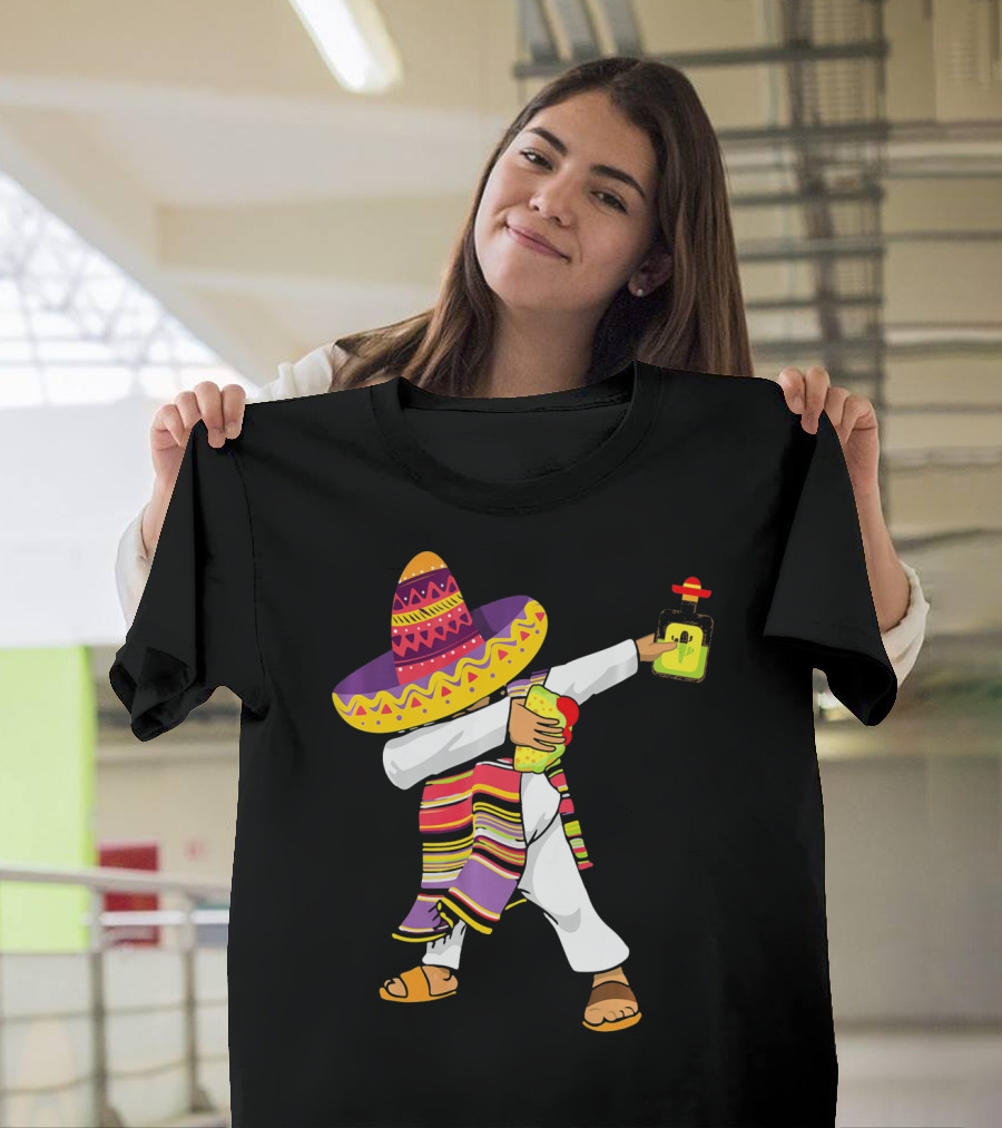 Mexican Poncho Dabbing Sombrero Cinco De Mayo Tequila T-Shirt