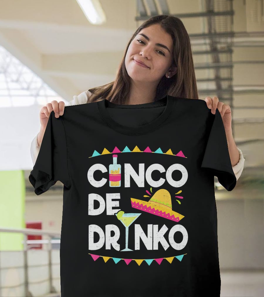 Cinco De Drinko Sombrero And Margarita Fiesta Elements T-Shirt