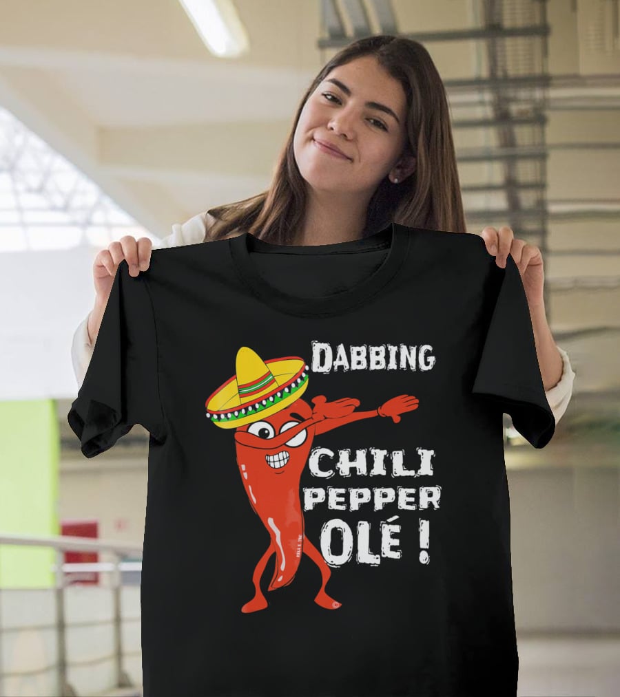 Dabbing Chili Pepper Olé Cinco With Sombrero T-Shirt