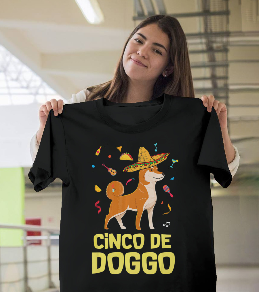 Funny Taco Sombrero Shiba Inu Doggo Cinco De Doggo T-Shirt