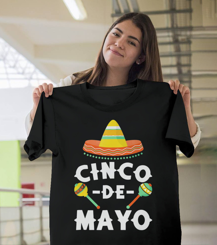 Cinco De Mayo Sombrero and Maracas T-Shirt
