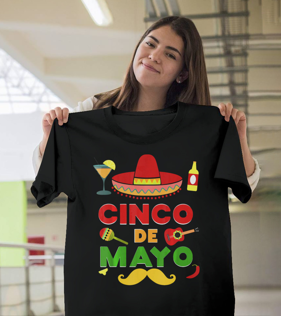 Cinco De Mayo Sombrero Guitar Maraca Mustache Fiesta T-Shirt