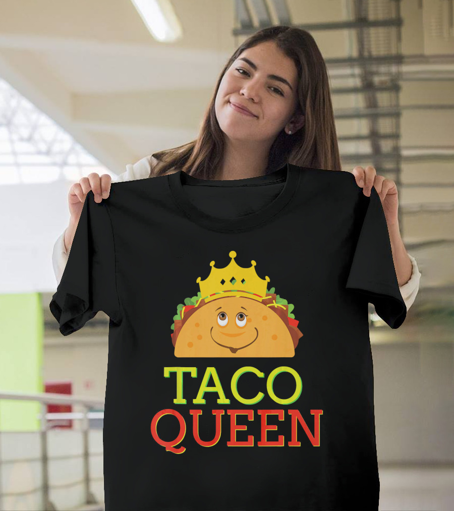 TACO QUEEN Funny Cinco DE Mayo Crowned Smiling Taco T-Shirt