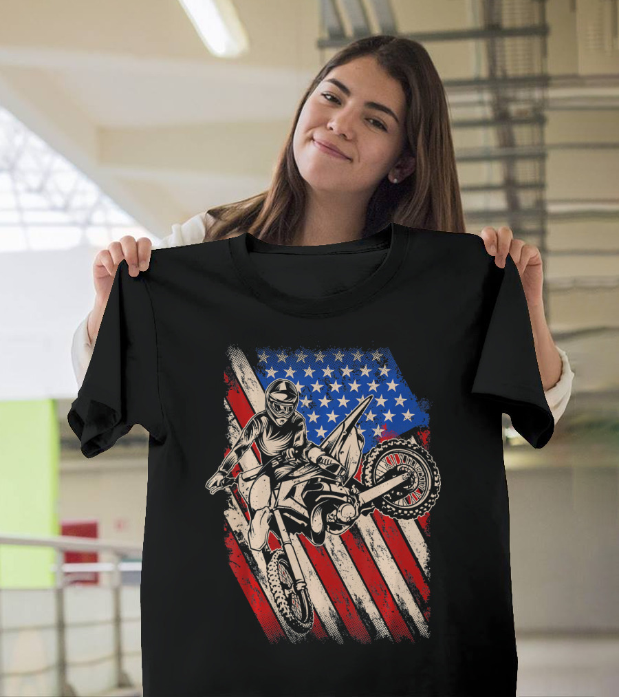 Vintage Dirt Bike Motocross with American Flag Background T-Shirt