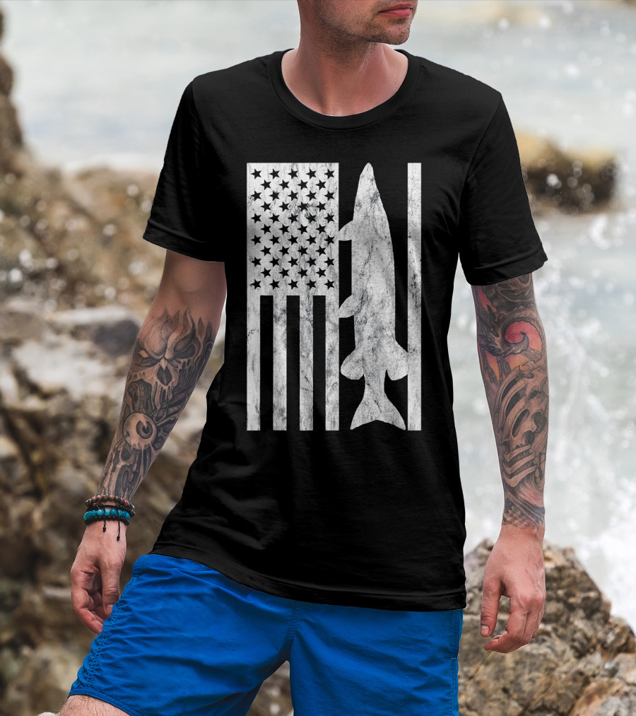 American Flag Musky Fishing T-Shirt
