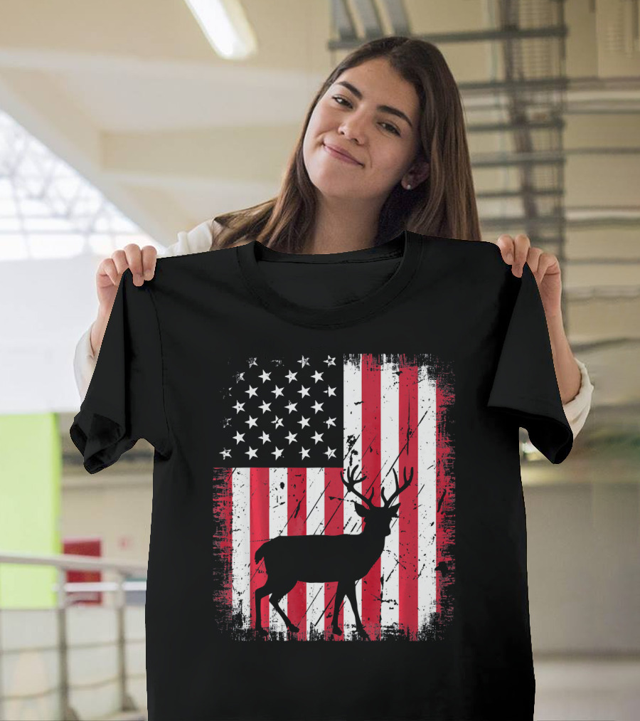 Vintage Deer USA American Flag Fourth of July T-Shirt