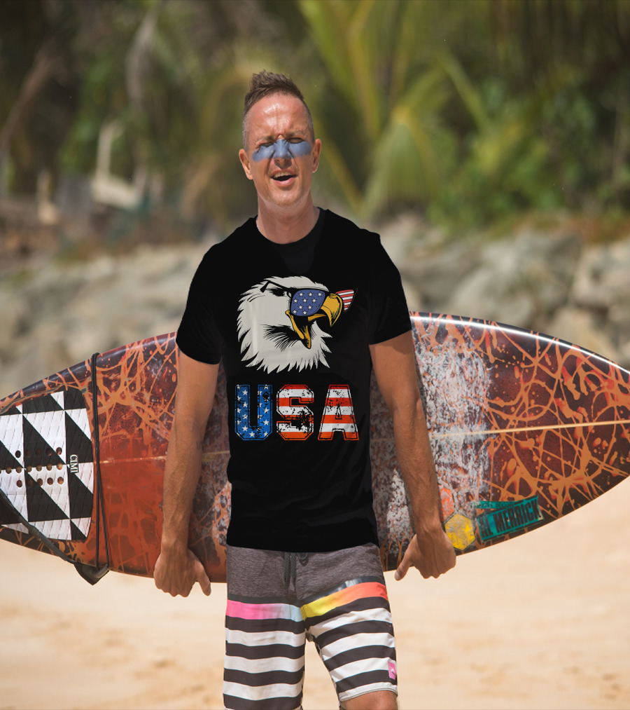 USA Patriotic Eagle American Eagle Flag Sunglasses T-Shirt