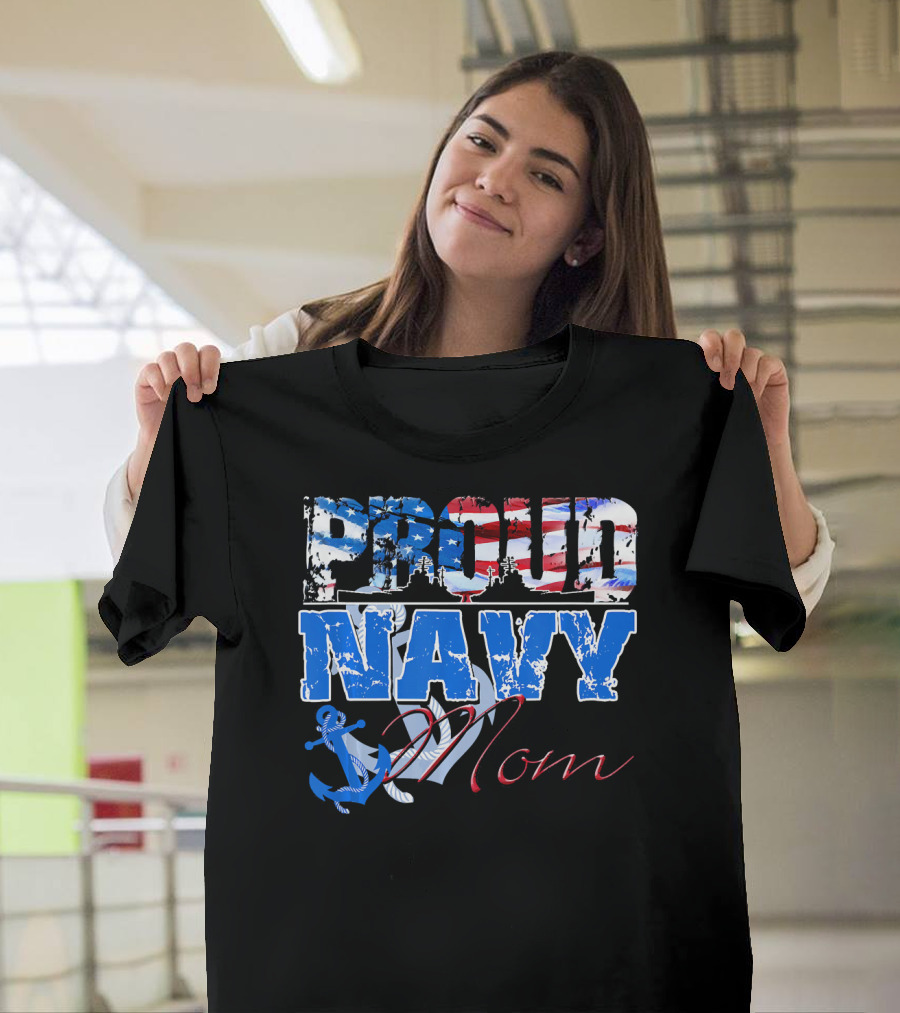 Proud Navy Mom Patriotic Sailor Anchor Graphics T-Shirt