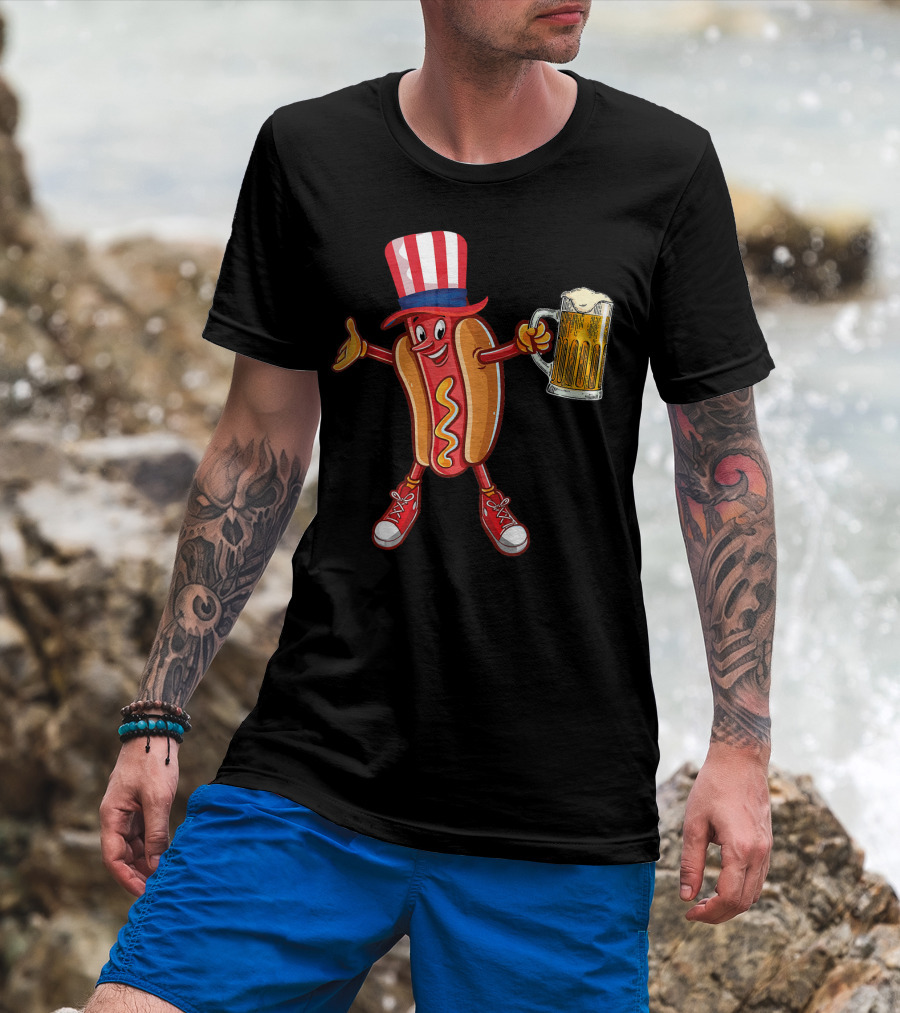 Funny Hot Dog Wearing US Flag Hat Holding Beer Mug T-Shirt
