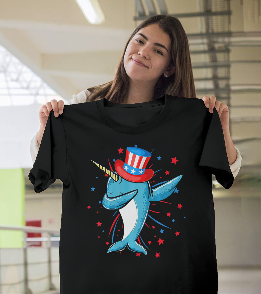 Dabbing Narwhal with Stars and Stripes Hat Firework Background T-Shirt