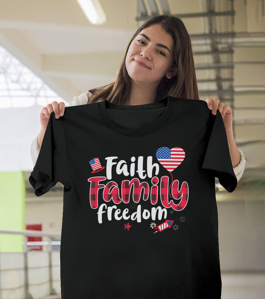 Faith Family Freedom Patriotic 4th of July Fireworks USA Heart Hat T-Shirt