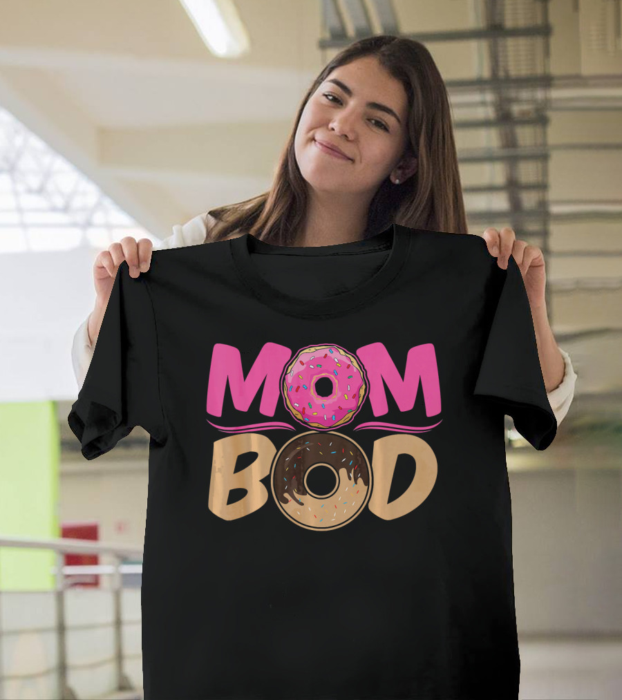 Mom Bod Donut Lover Foodie T-Shirt