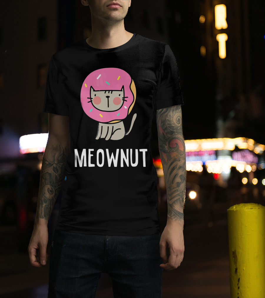 Cute Donut Cat Pun Meownut Funny Meownut T-Shirt