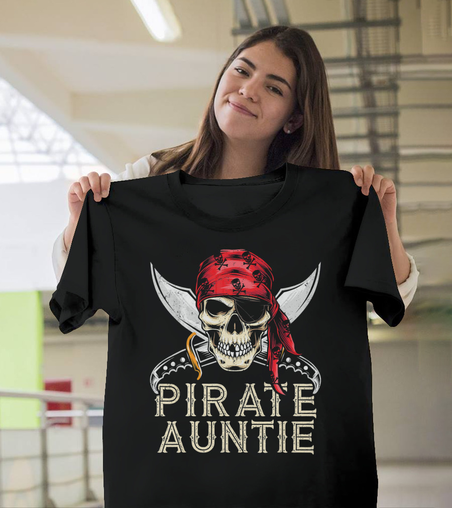 Pirate Auntie Jolly Roger Skull Bandana Crossed Swords T-Shirt
