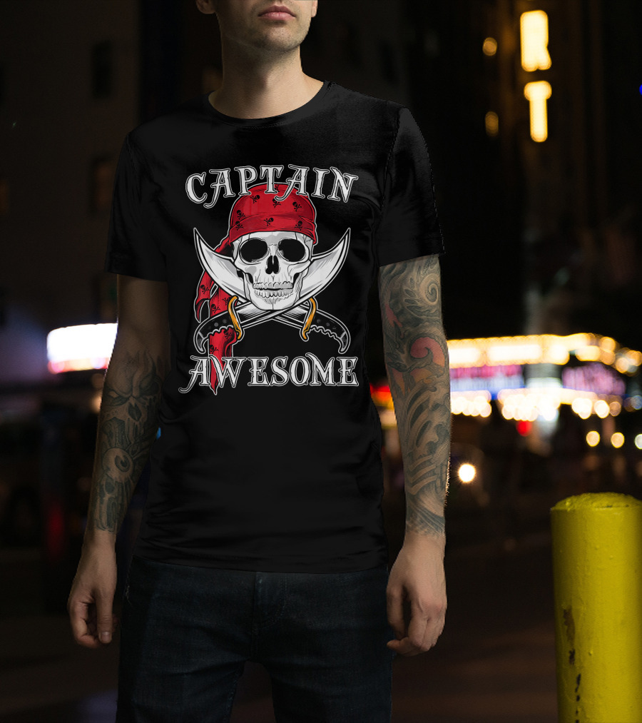 Captain Awesome Skull Pirate With Red Bandana And Swords Halloween T-Shirt