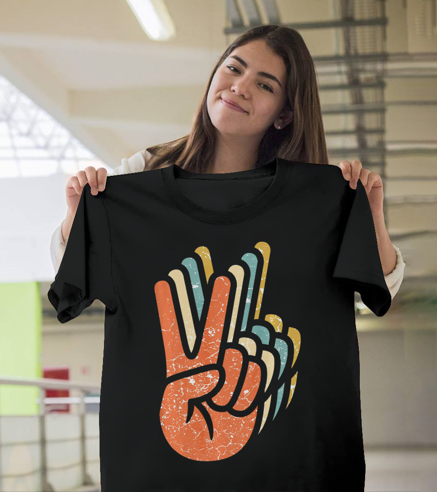 Hippie Peace Vintage 60s 70s Tie Dye Style Retro Hand Sign T-Shirt