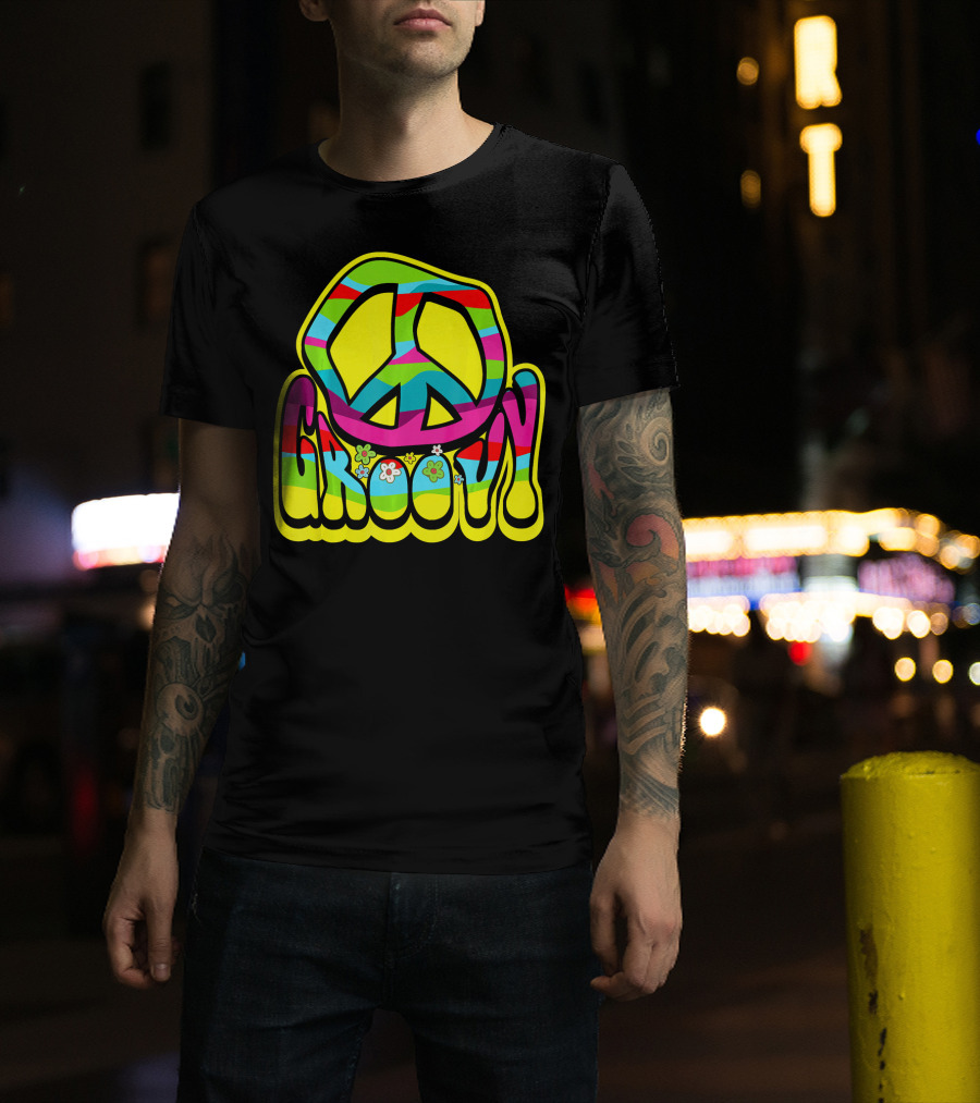 Groovy Colorful Peace Sign 60s 70s Hippie Vibes T-Shirt