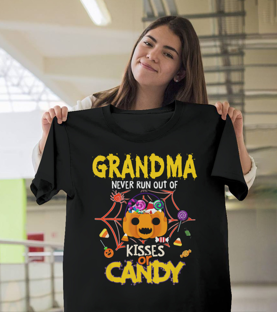 Grandma Never Run Out Of Kisses Or Candy Halloween Pumpkin Spiderweb Treats T-Shirt