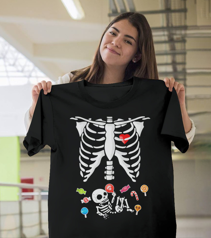 Baby Skeleton Candy Heart Ribcage Halloween Pregnancy T-Shirt