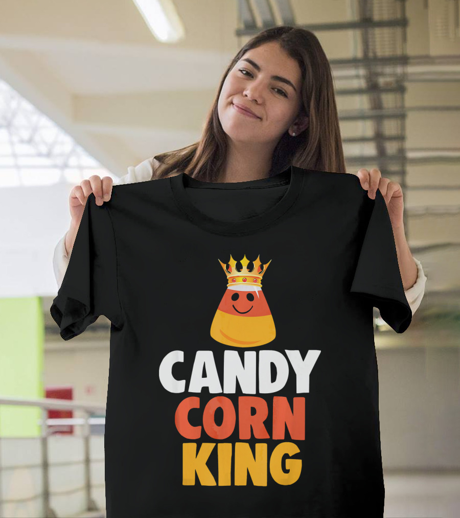 CANDY CORN KING HALLOWEEN TRICK OR TREAT T-Shirt