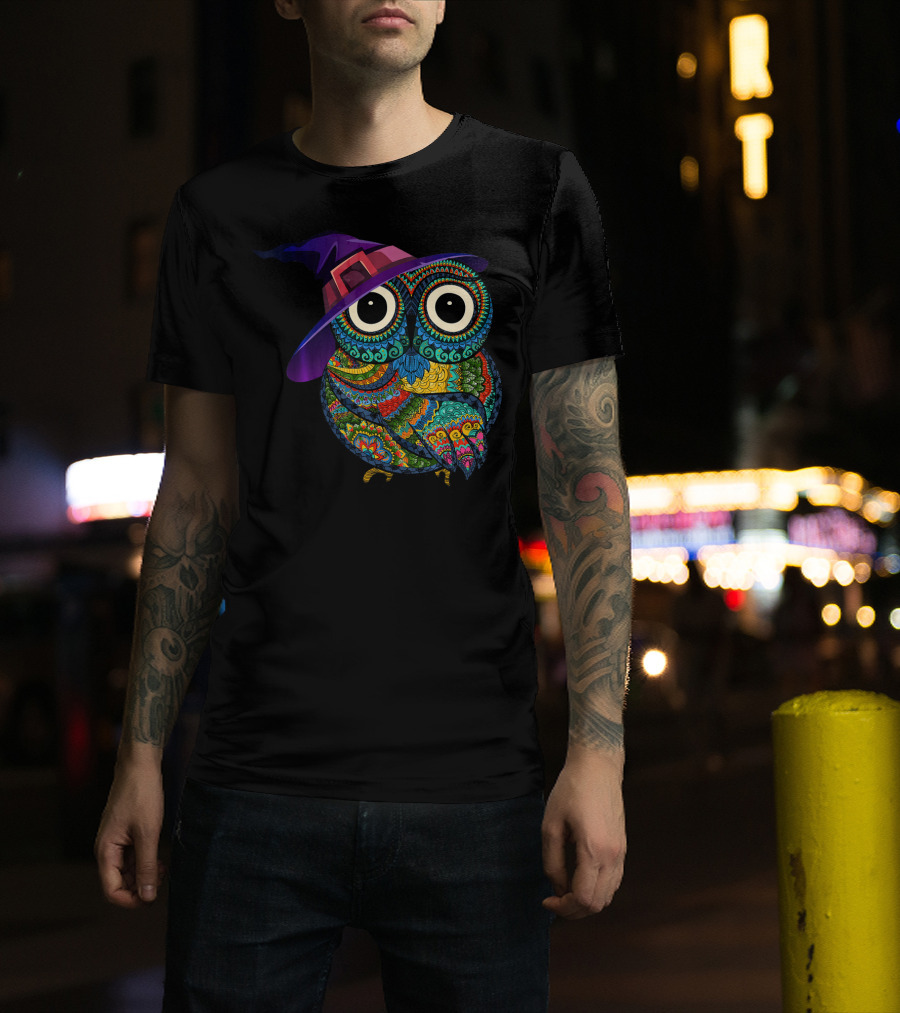 Colorful Owl With Witch Hat In Halloween Costume Fun T-Shirt