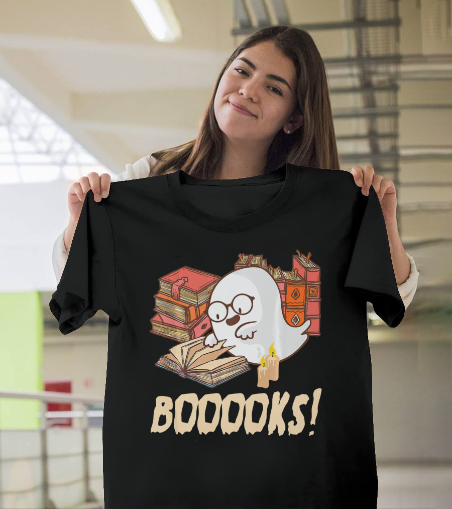 BOOOOKS Cute Reading Boo Ghost With Stacks Of Books And Candles T-Shirt