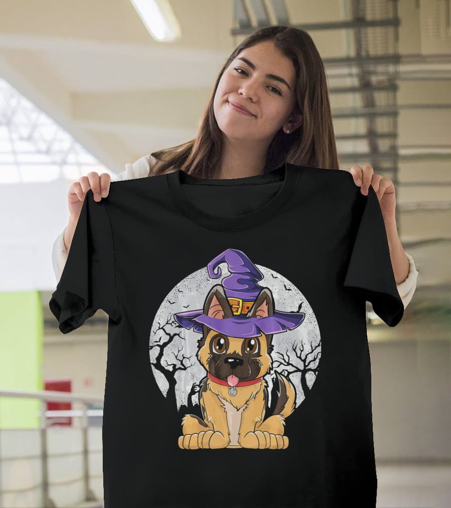 German Shepherd Witch Halloween Moon Background T-Shirt