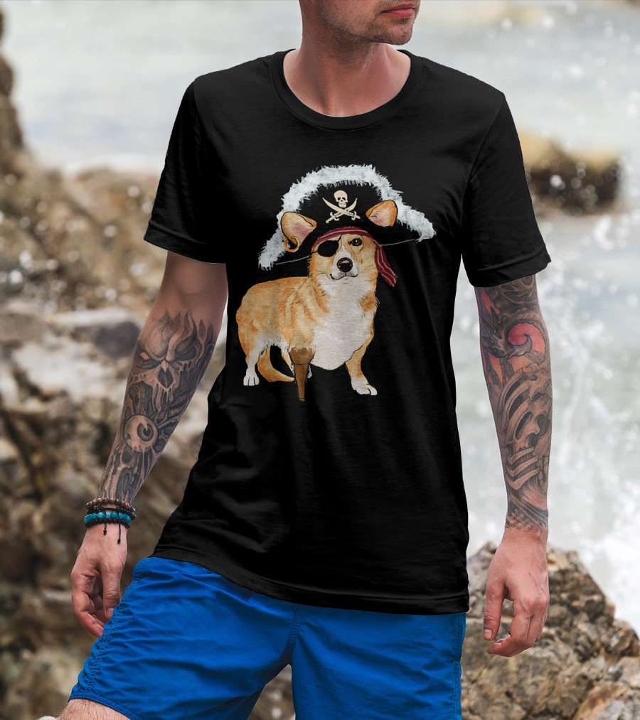 Funny Pirate Corgi Halloween Dog Lovers Skull Eyepatch Hat T-Shirt