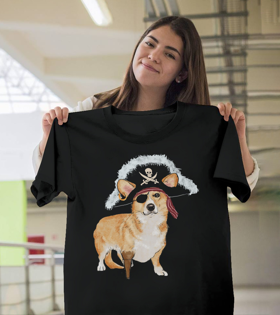 Funny Pirate Corgi Halloween Dog Lovers Skull Eyepatch Hat T-Shirt