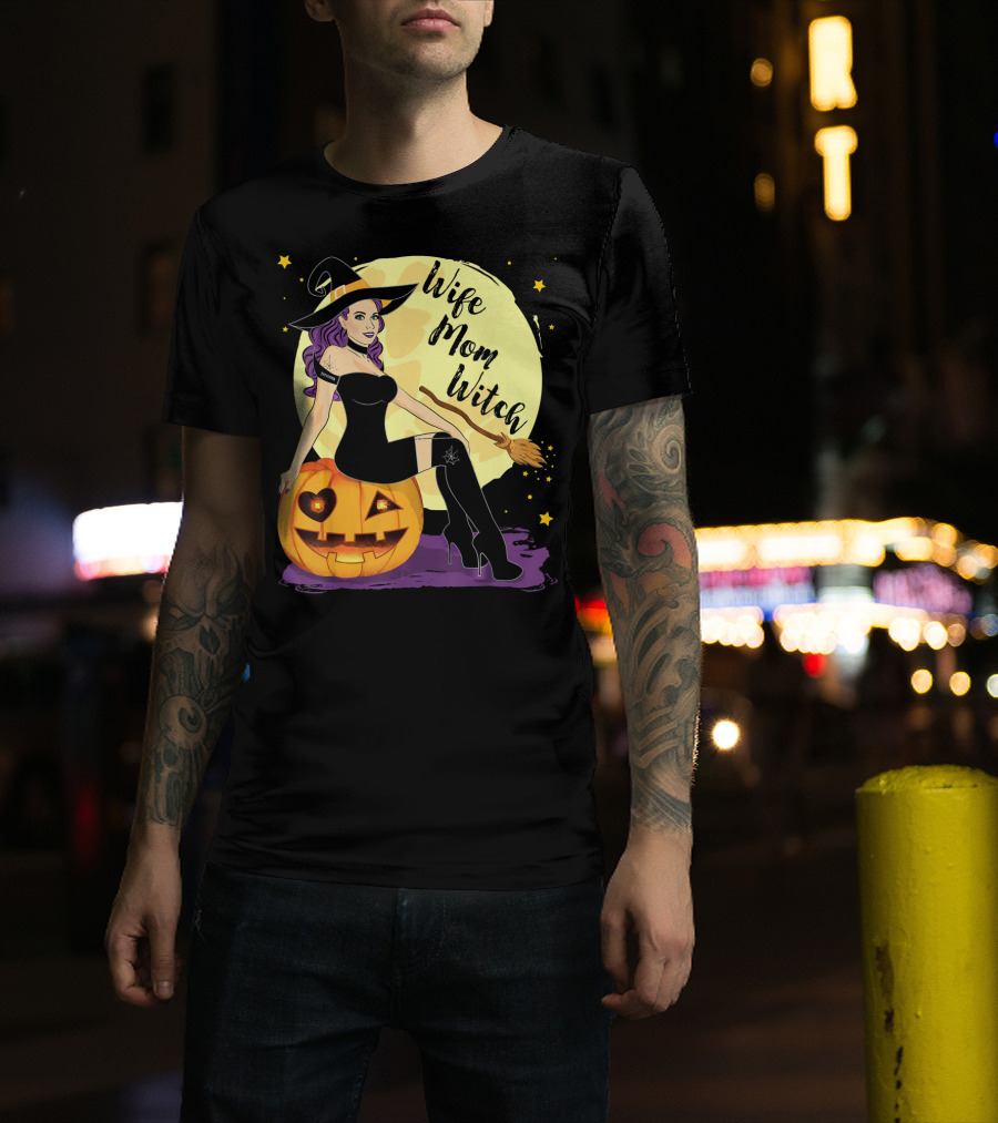 Wife Mom Witch Halloween Women Bro Pumpkin Moon Broomstick T-Shirt