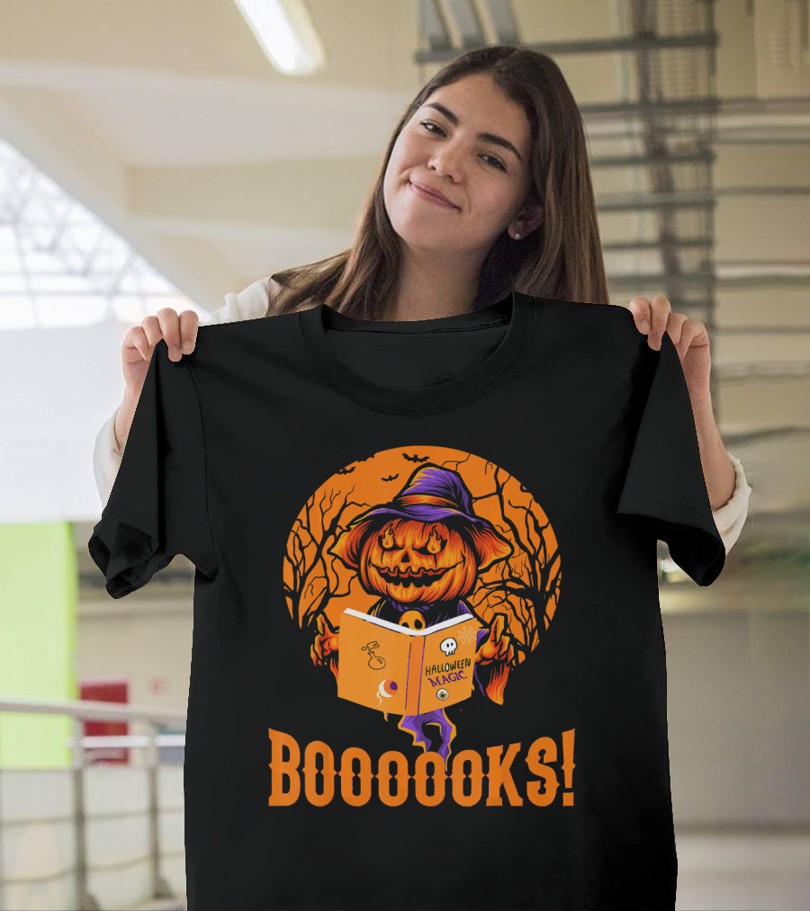 BOOOOKS Halloween Magic Pumpkin Reading Spooky Trees T-Shirt