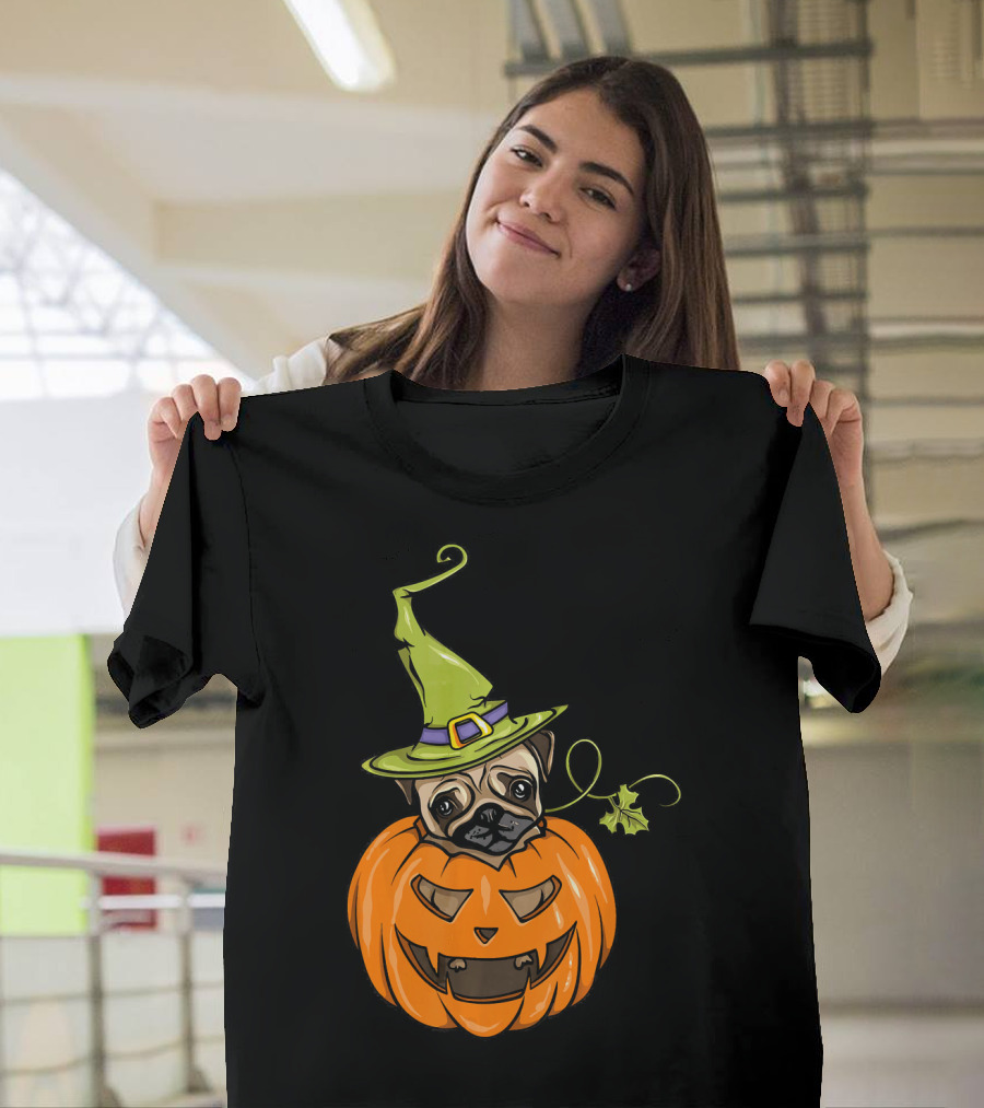 Pumpkin Pug Witch Halloween Costume Women T-Shirt