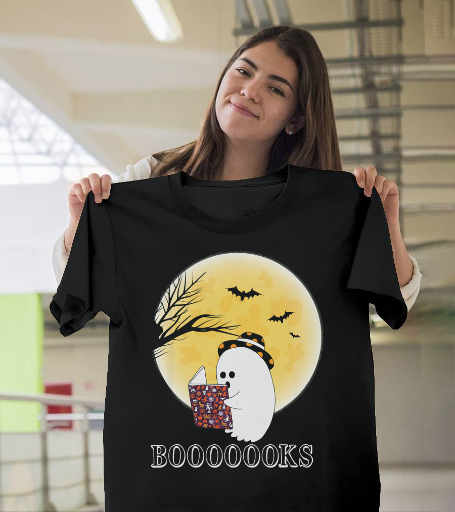 Booooooks Boo Ghost Reading Under The Full Moon Halloween T-Shirt