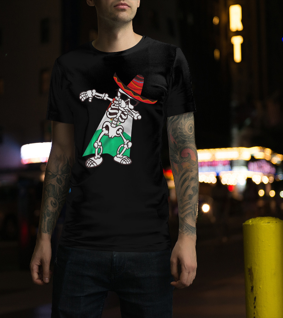 Cinco De Mayo Skeleton Dabbing With Sombrero And Mexican Flag Cape T-Shirt