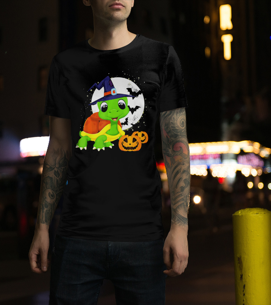 Turtle Witch Halloween Pumpkin Moon And Bats T-Shirt