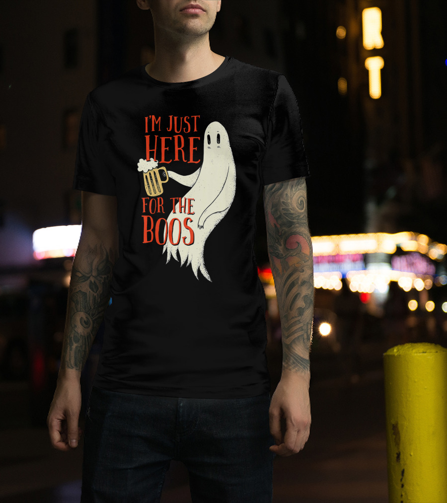 I'm Just Here For The Boos Ghost Holding Beer T-Shirt