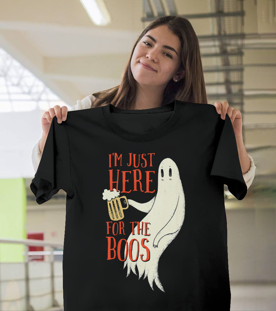 I'm Just Here For The Boos Ghost Holding Beer T-Shirt