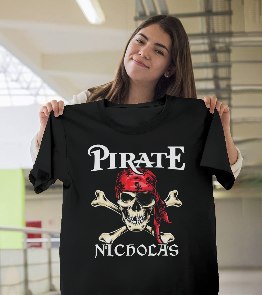 PIRATE NICHOLAS Skull and Crossbones Red Bandana T-Shirt