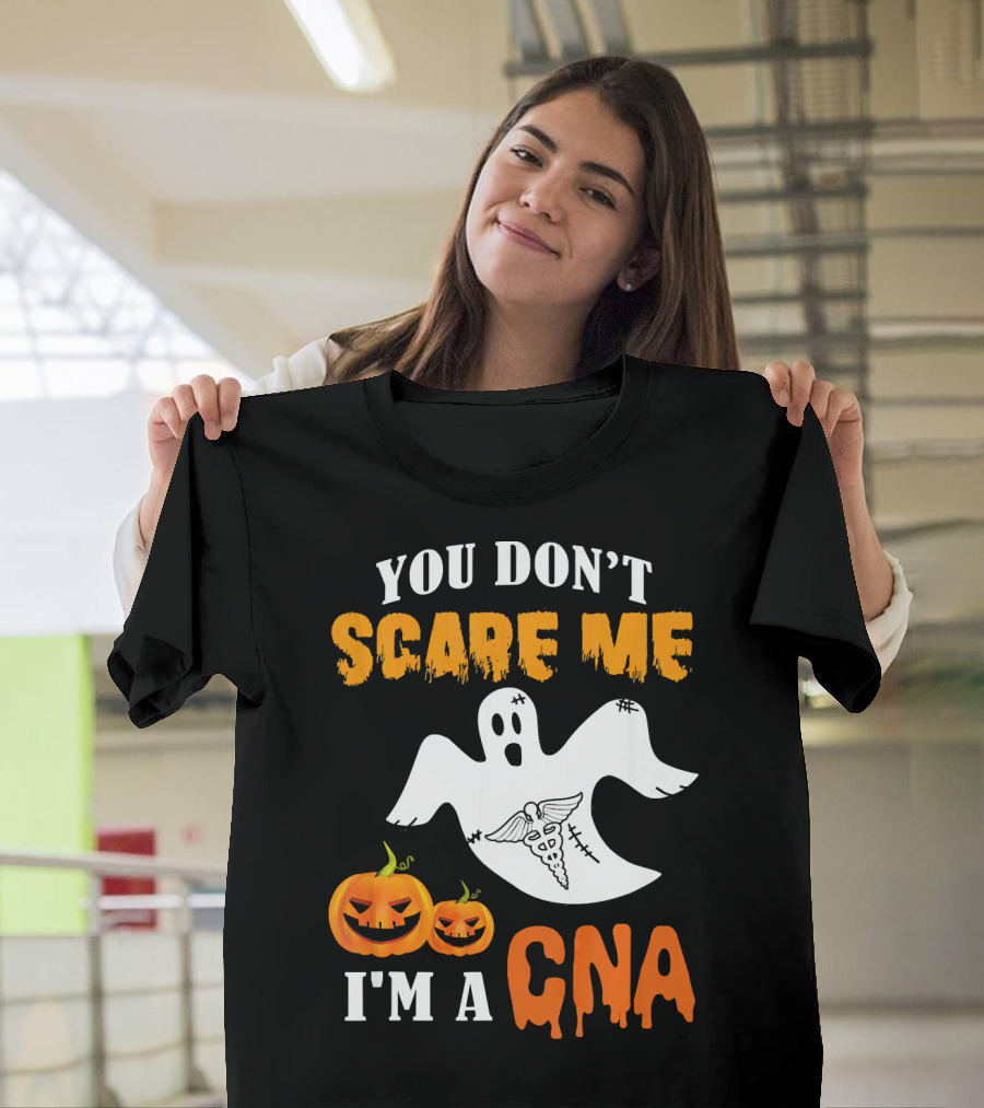 You Don't Scare Me I'm A CNA Halloween Ghost And Pumpkins T-Shirt