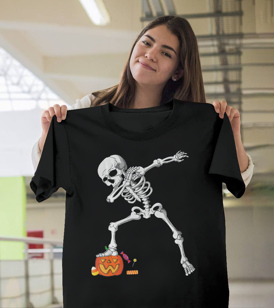 Halloween Skeleton Dabbing On Pumpkin With Candy T-Shirt