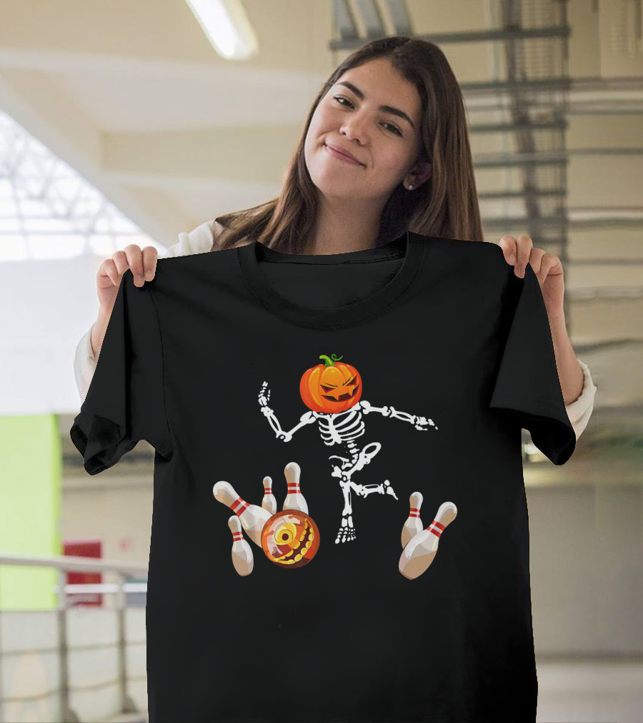 Funny Halloween Pumpkin Head Skeleton Bowling Scene T-Shirt
